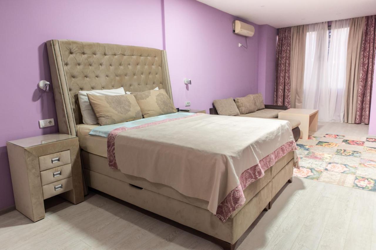 פלייבליה Hotel Gold מראה חיצוני תמונה