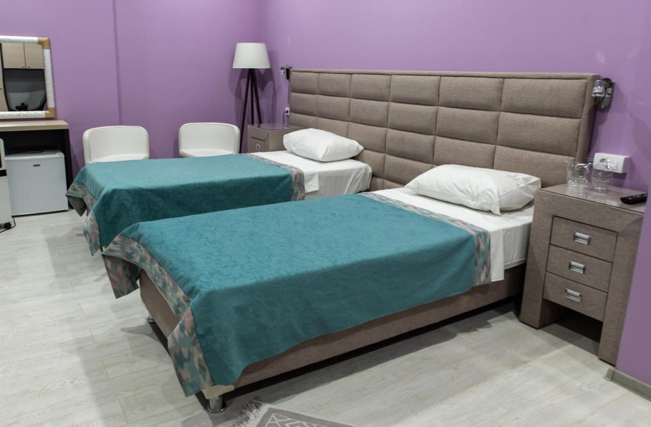 פלייבליה Hotel Gold מראה חיצוני תמונה