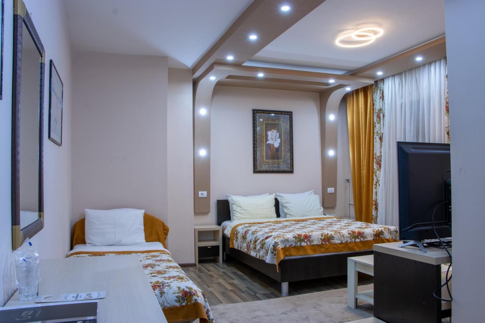 פלייבליה Hotel Gold מראה חיצוני תמונה