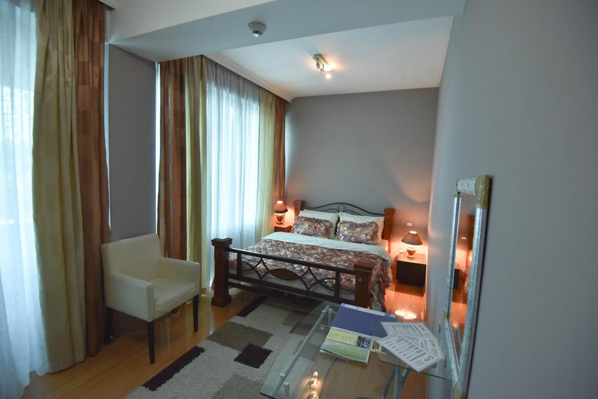 פלייבליה Hotel Gold מראה חיצוני תמונה