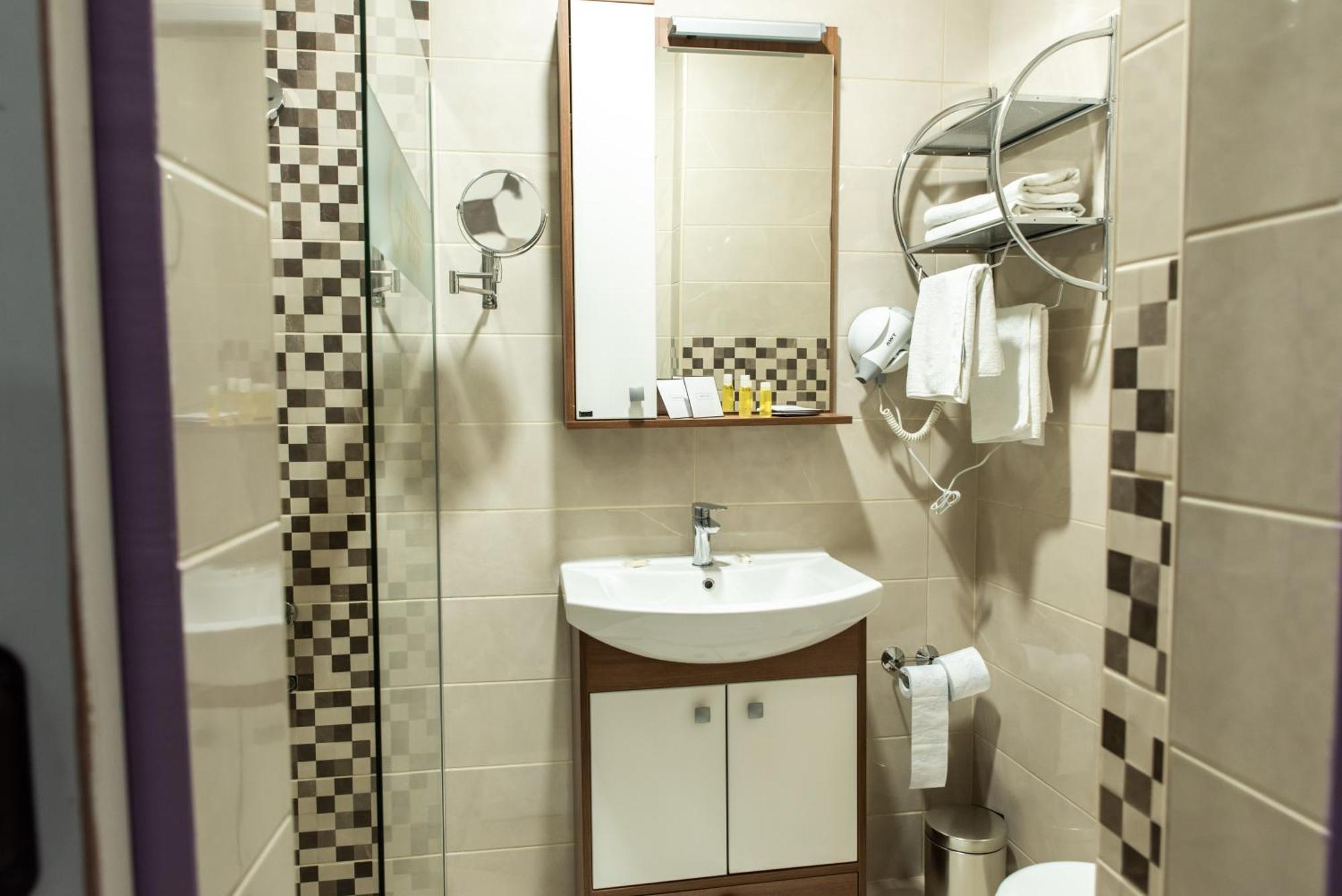 פלייבליה Hotel Gold מראה חיצוני תמונה