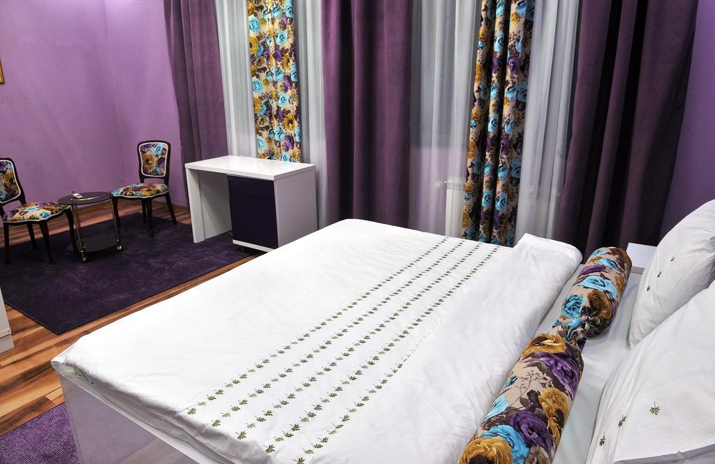 פלייבליה Hotel Gold מראה חיצוני תמונה